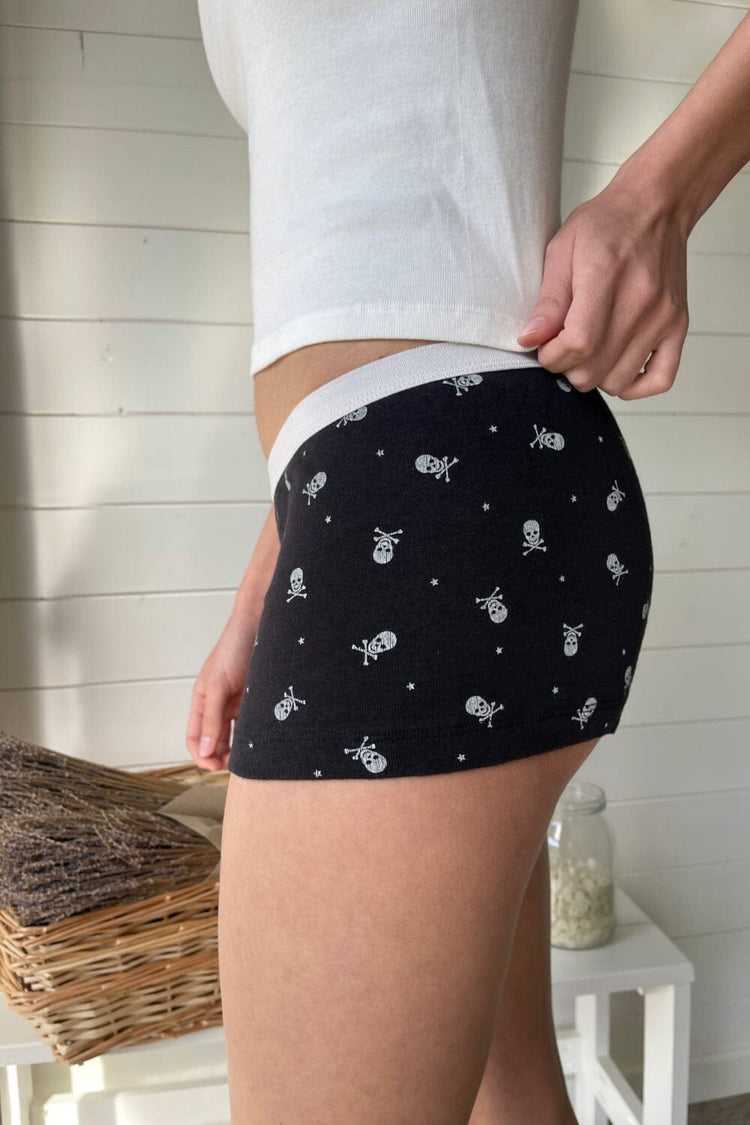 Skulls And Stars Boxer Underwear | Black / XS/S