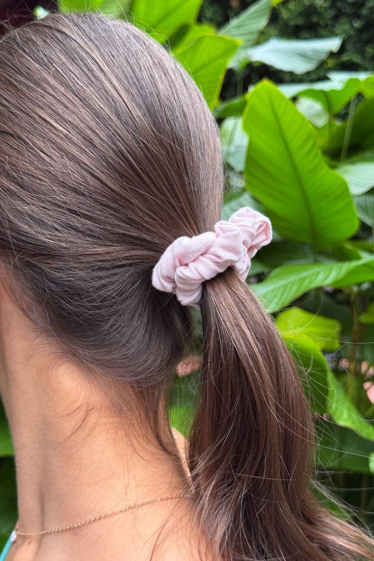 Basic Scrunchie | Light Pink