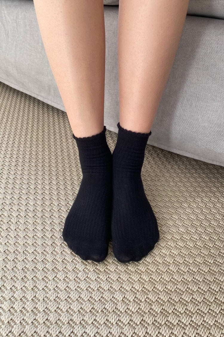 Black Socks | Black