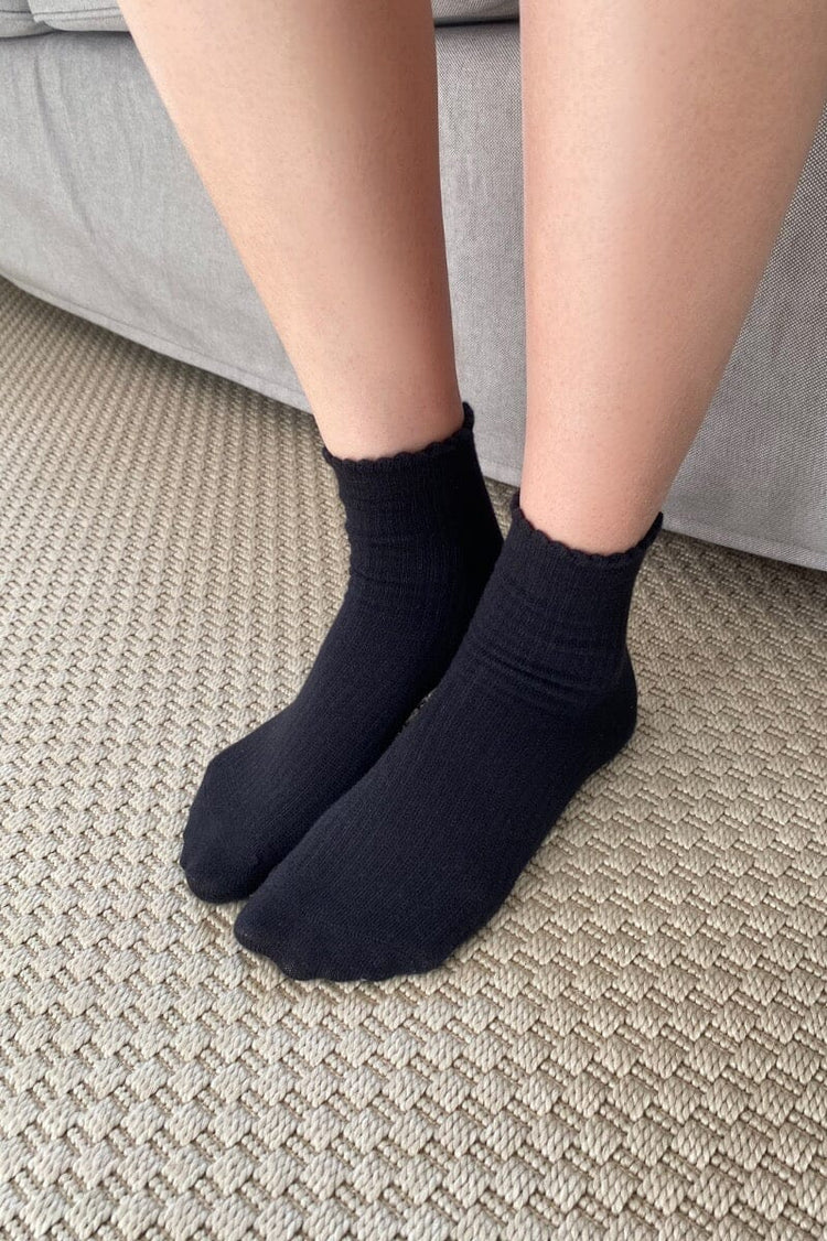 Black Socks | Black