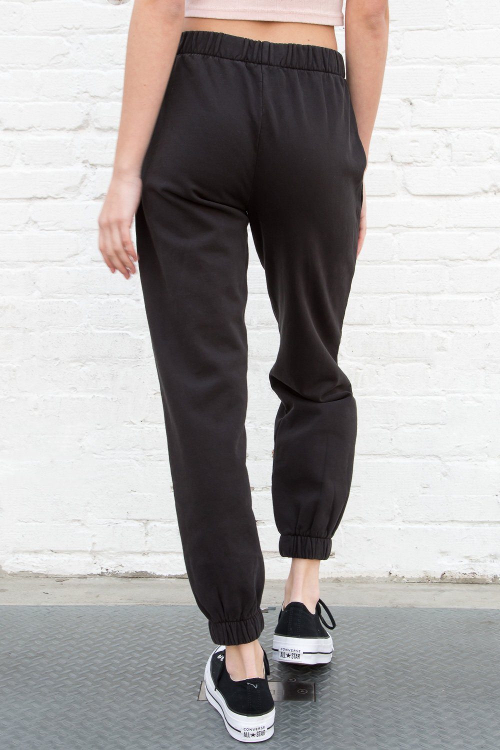  SUNSIOM Baggy Sweatpants for Women Sweat Pants Women Casual  Brandy Melville Sweatpants(S,Black) Streetwear : Clothing, Shoes & Jewelry