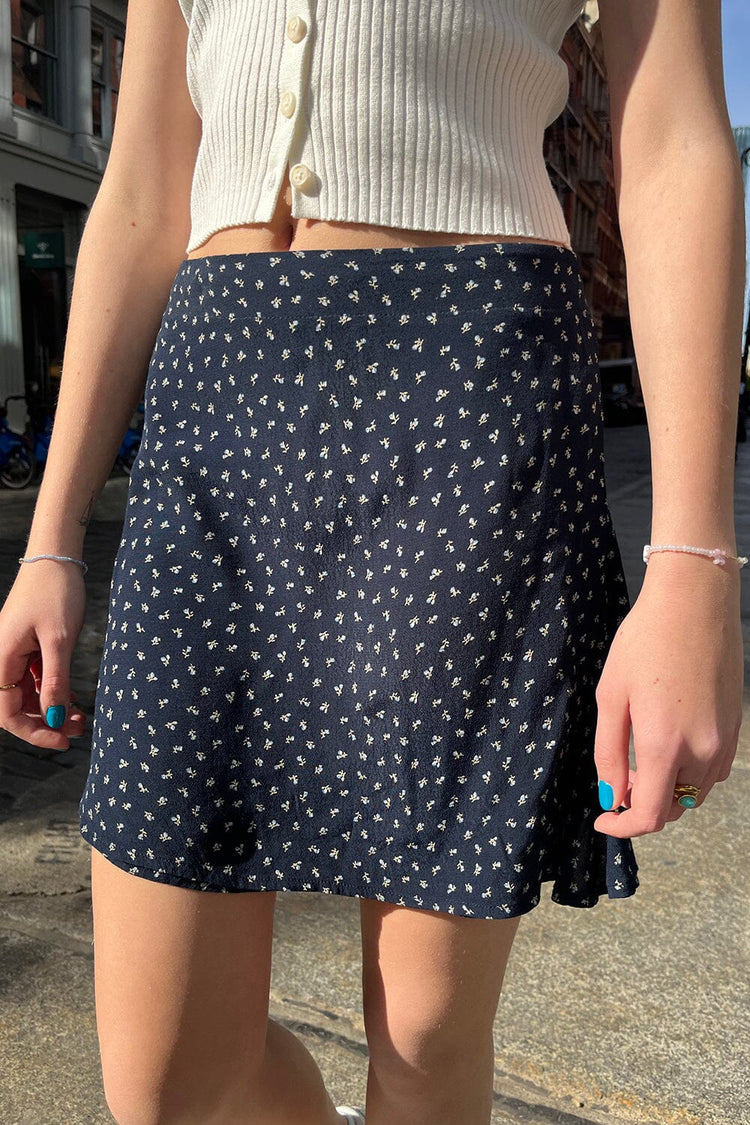 Genevieve Skirt | Navy Blue With Light Blue Floral / XS/S