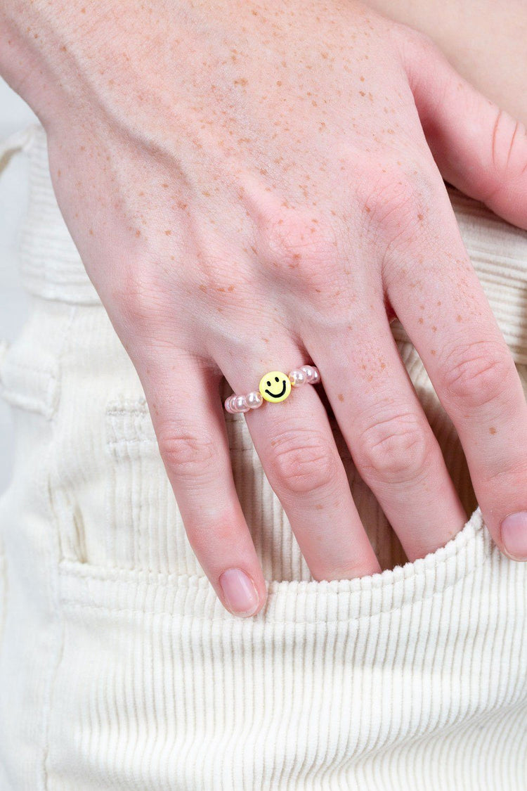 Beaded Smiley Ring | Light Pink