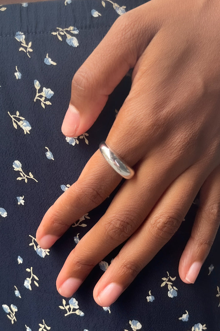 Sterling Silver Rounded Ring | Silver