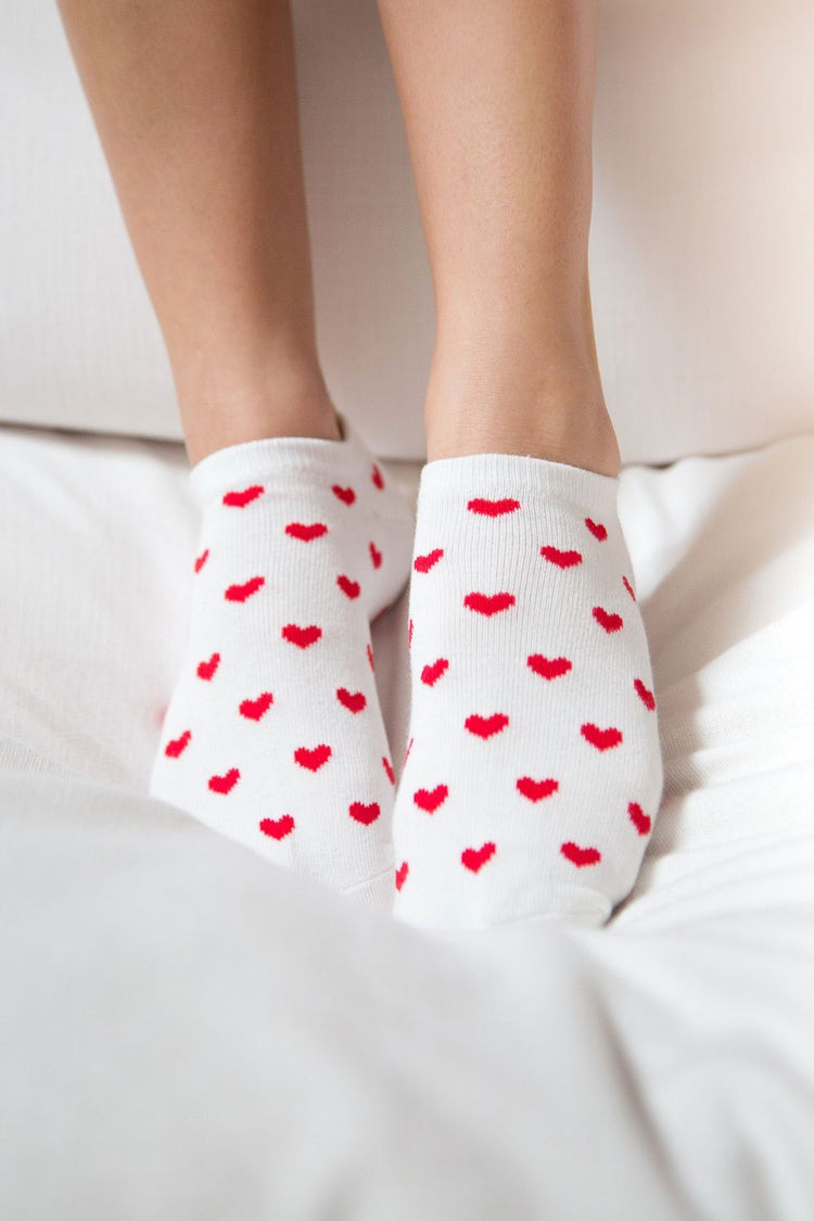 Red Heart Ankle Socks | White With Red Hearts