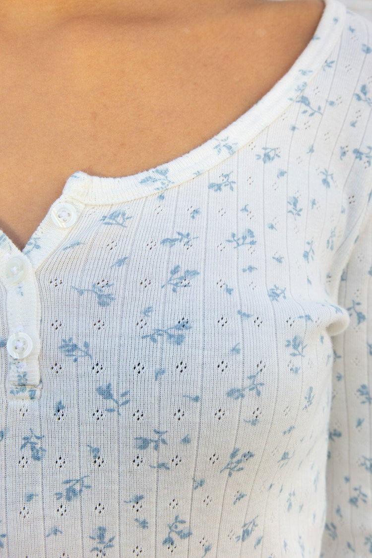 Zelly Floral Top | White with Light Blue Floral / XS/S